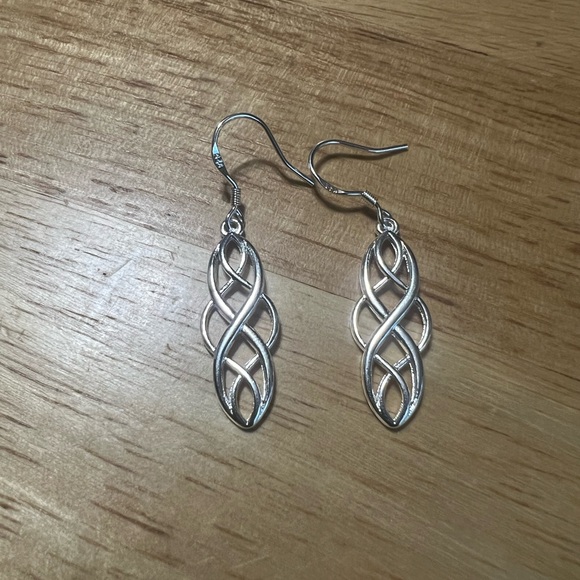 925 Silver Dangle Earrings - Picture 1 of 2